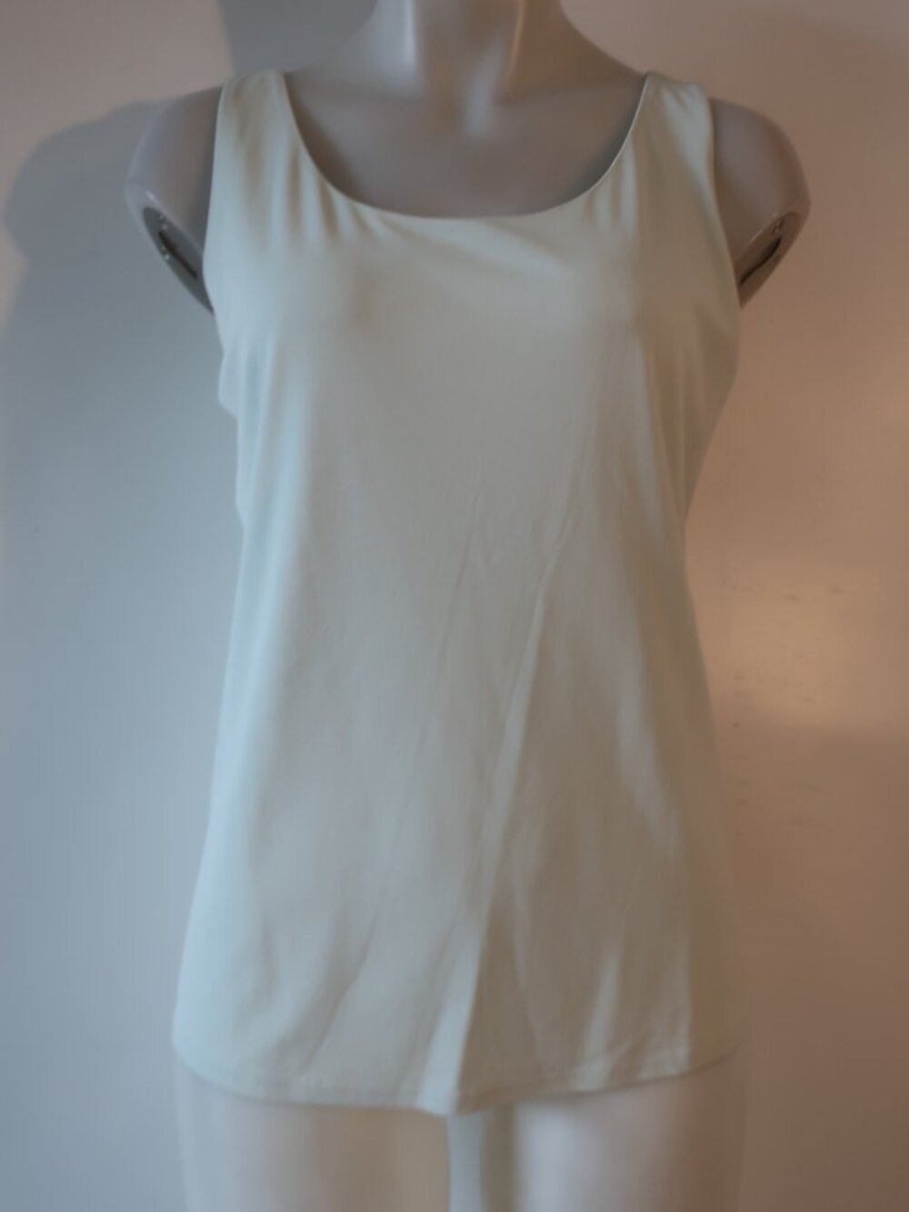 Womens Eileen Fisher Ice Blue (Item- 87) Pure Silk Sleeveless Scoop Tank Top M